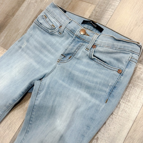 J brand rapture distressed light wash skinny jean ❤️ - Picture 4 of 9